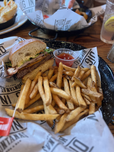 Photo of Montana’s BBQ & Bar - 1555 18th Ave E, Owen Sound, ON N4K 6Y3